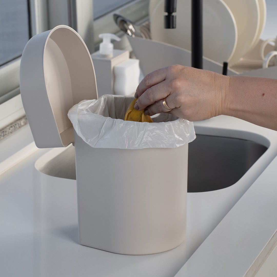 Lixeira de Pia Hide Ou Linha Trium - Ou