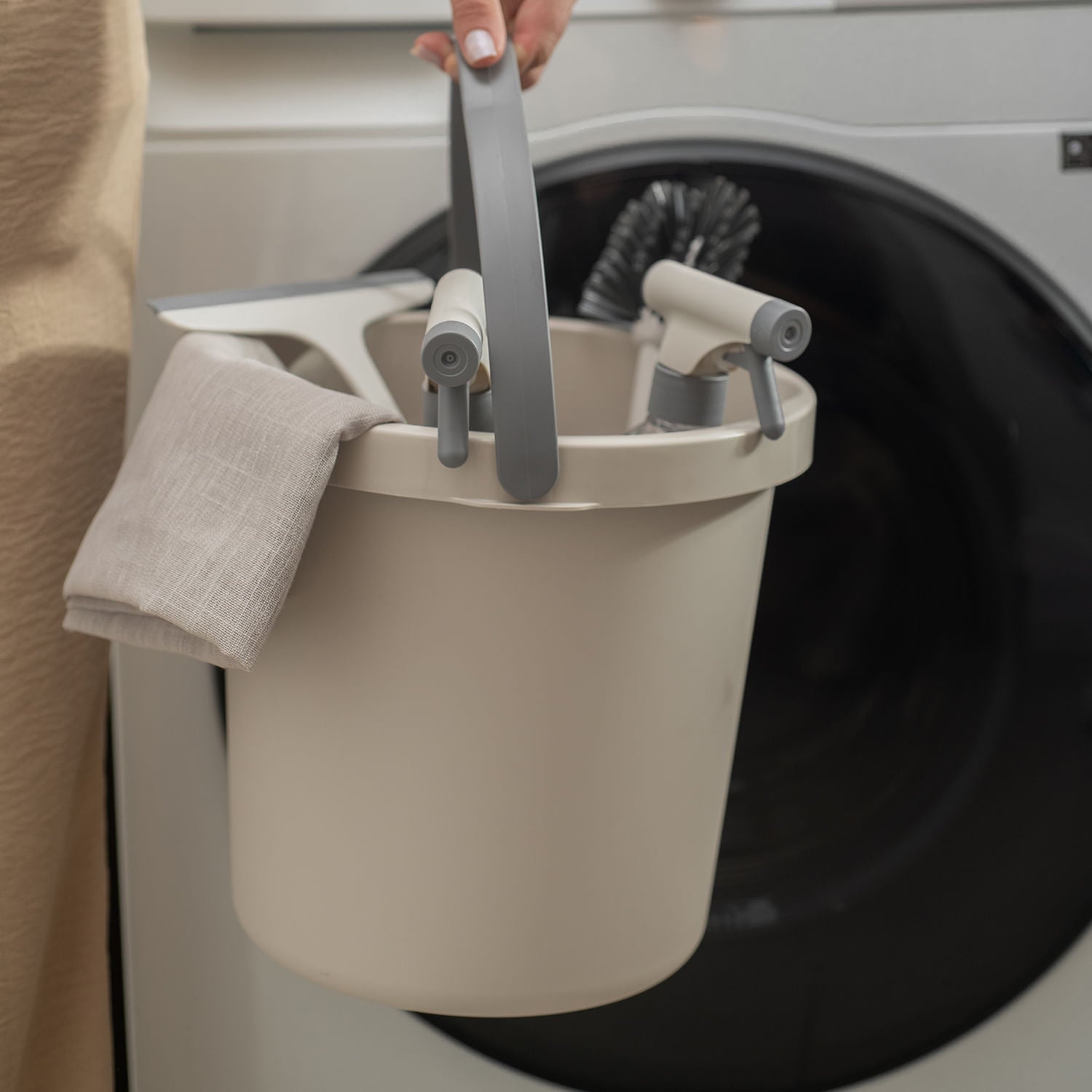 O kit completo para a limpeza da casa - Ou