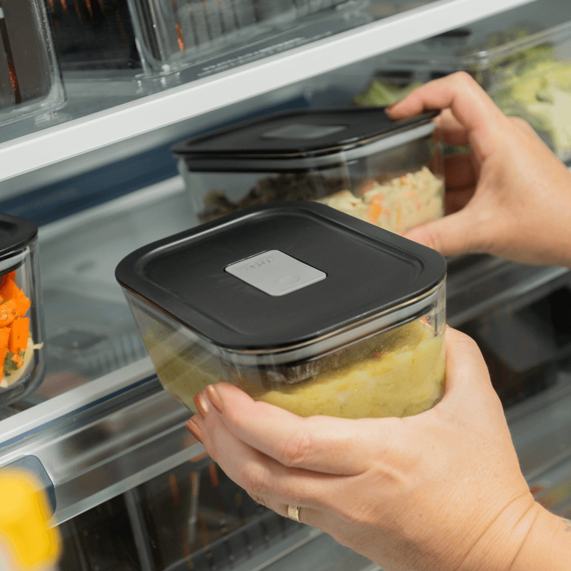 Qual pote usar para armazenar alimentos prontos na geladeira