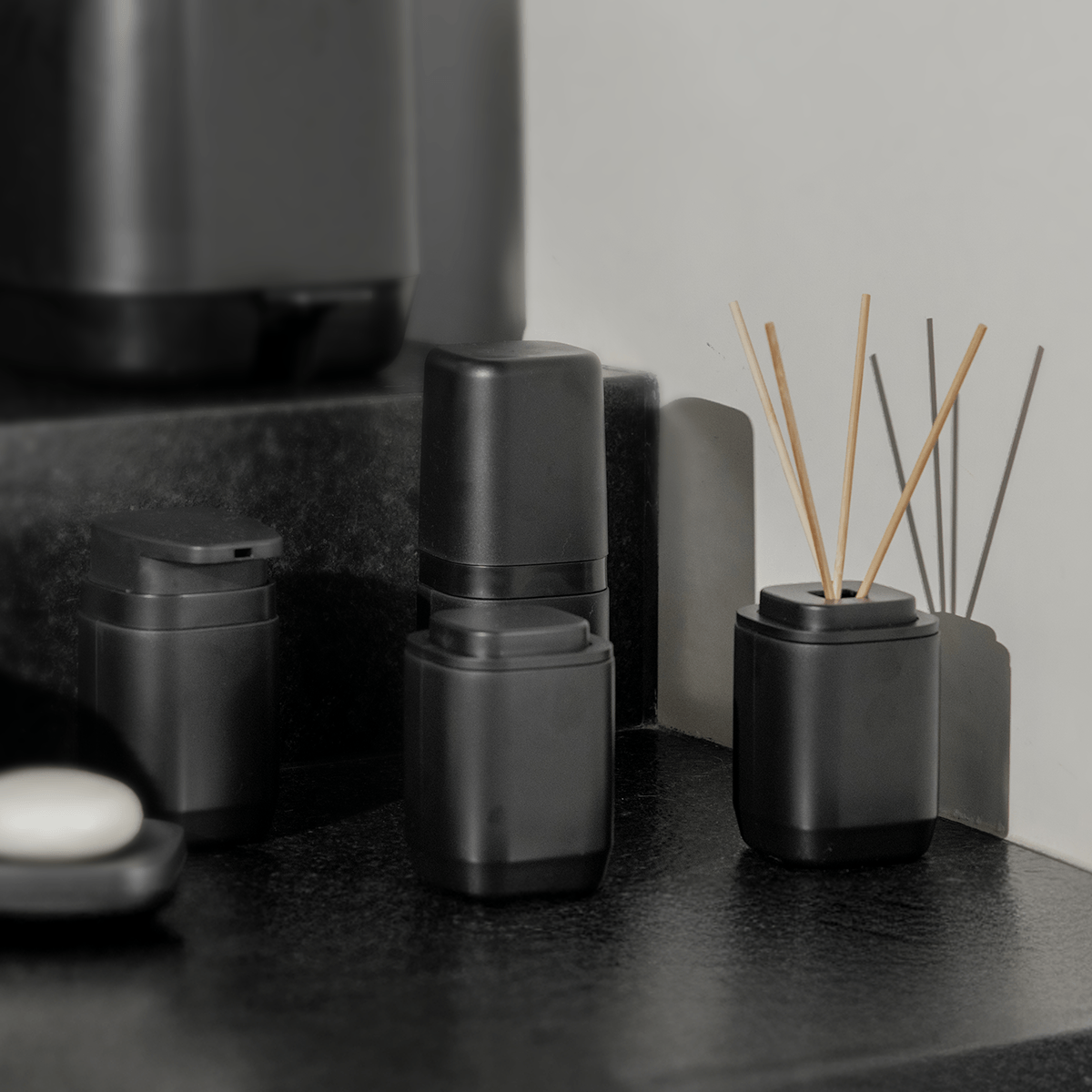 Kit de acessórios de bancada com porta sabonete líquido Ou 3 peças Linha Aura