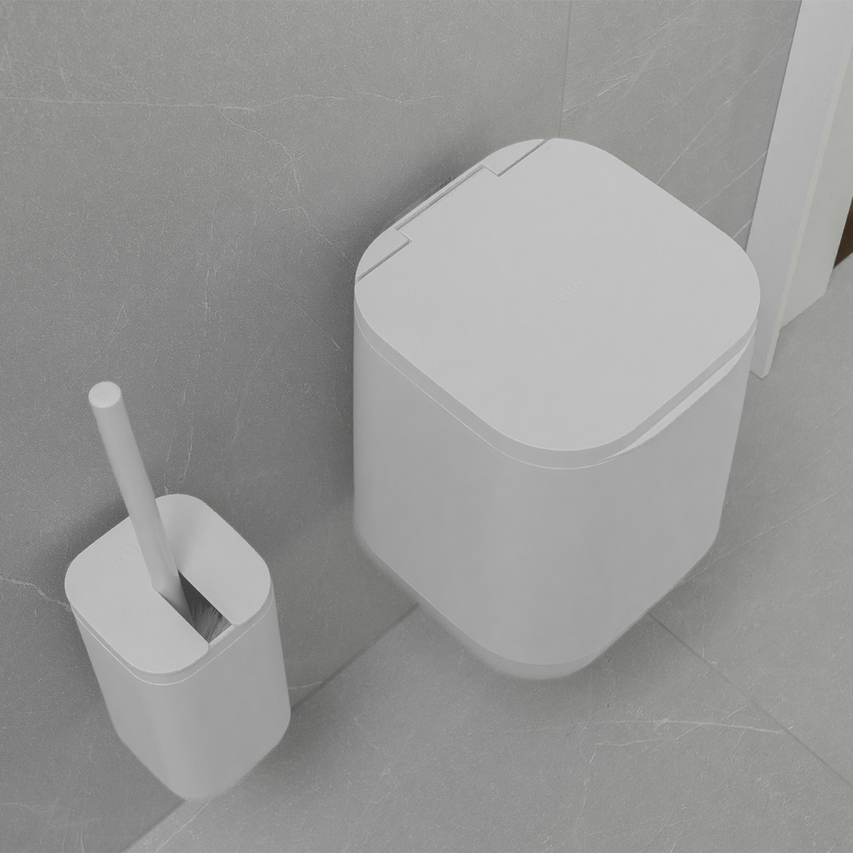 Kit de banheiro com lixeira de piso/parede Ou 2 peças Linha Aura
