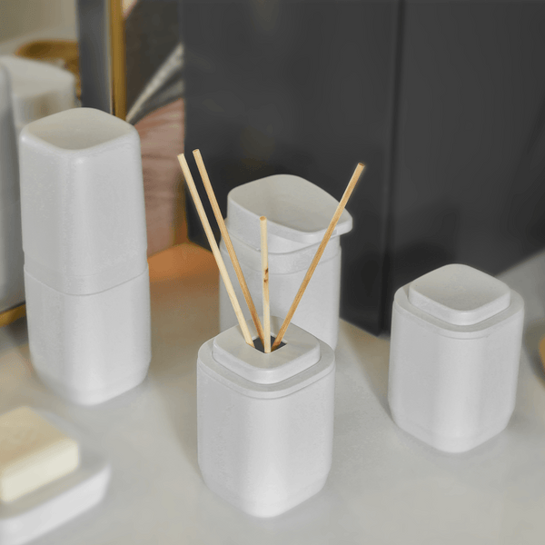 Kit de acessórios de bancada com porta sabonete líquido Ou 4 peças Linha Aura