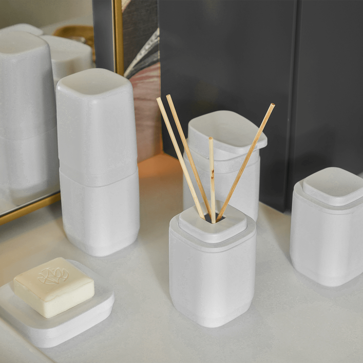 Kit de acessórios de bancada com saboneteira Ou 3 peças Linha Aura