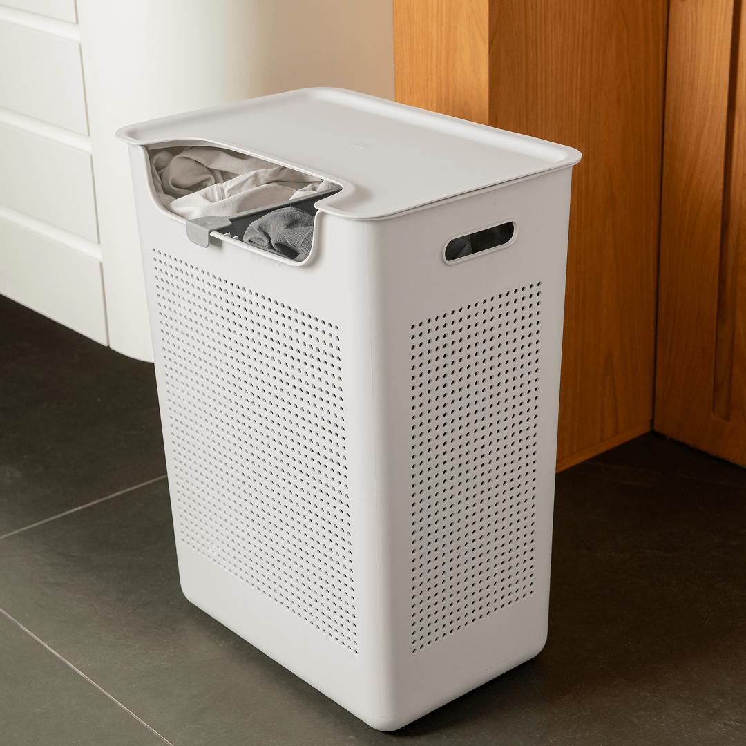 Cesto de Roupas com Duplo Compartimento Ou 50L Linha Flow - Ou