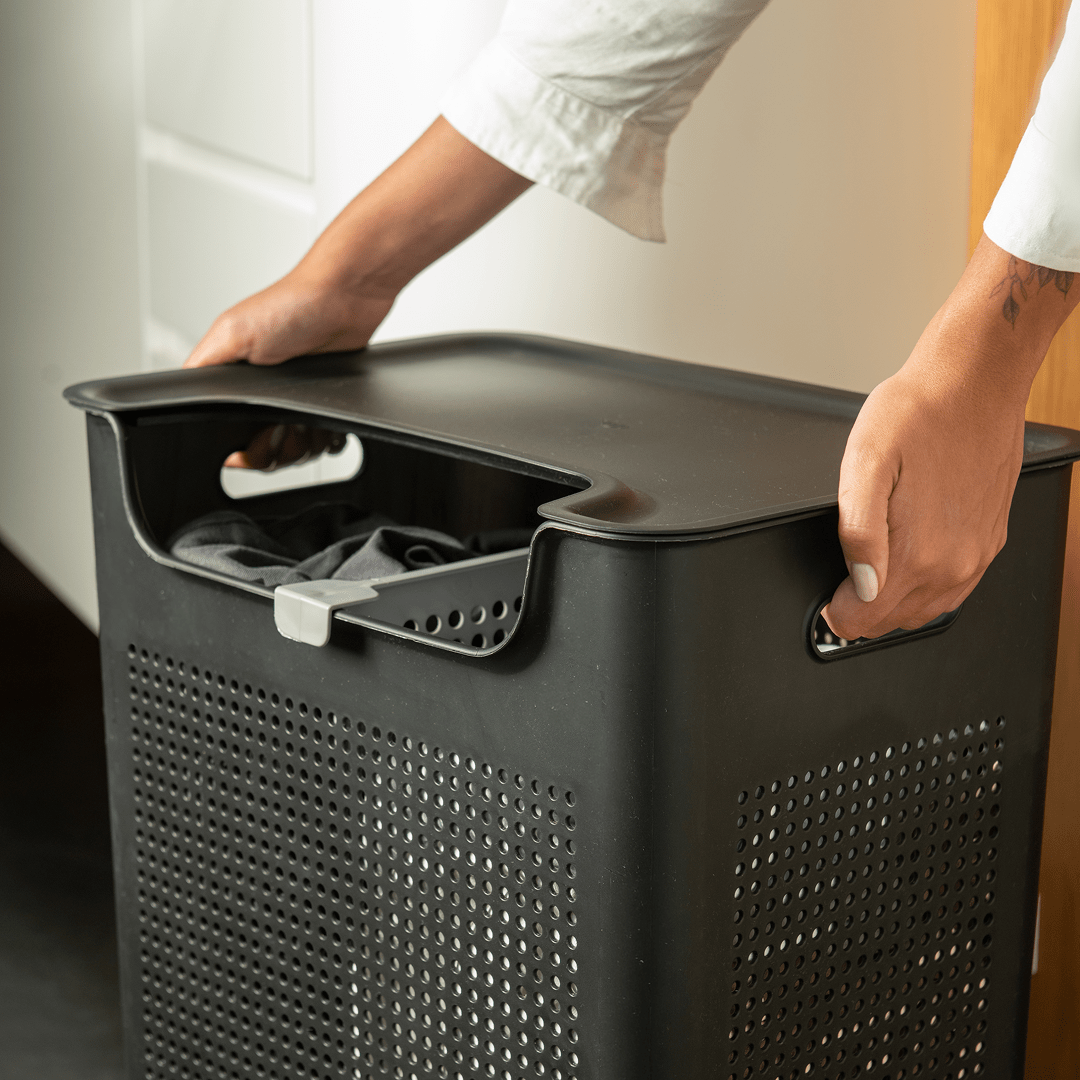 Cesto de Roupas com Duplo Compartimento Ou 50L Linha Flow - Ou