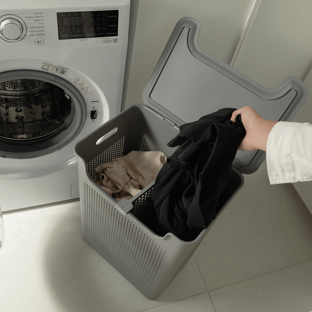 Cesto de Roupas com Duplo Compartimento Ou 50L Linha Flow - Ou