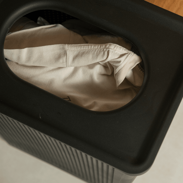 Cesto de Roupas com Tampa Ou 38L Linha Flow - Ou