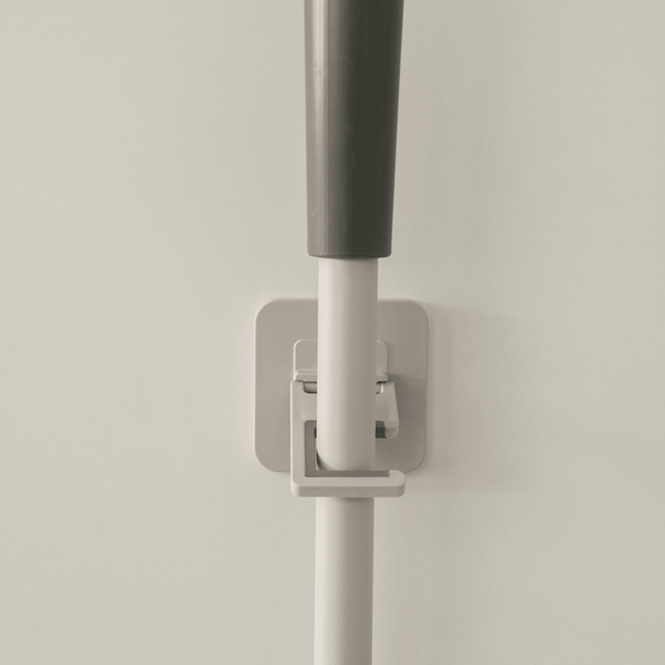 Conjunto Gancho de Parede Para Vassouras e Rodo Ou 2 Peças Linha Flow - Ou