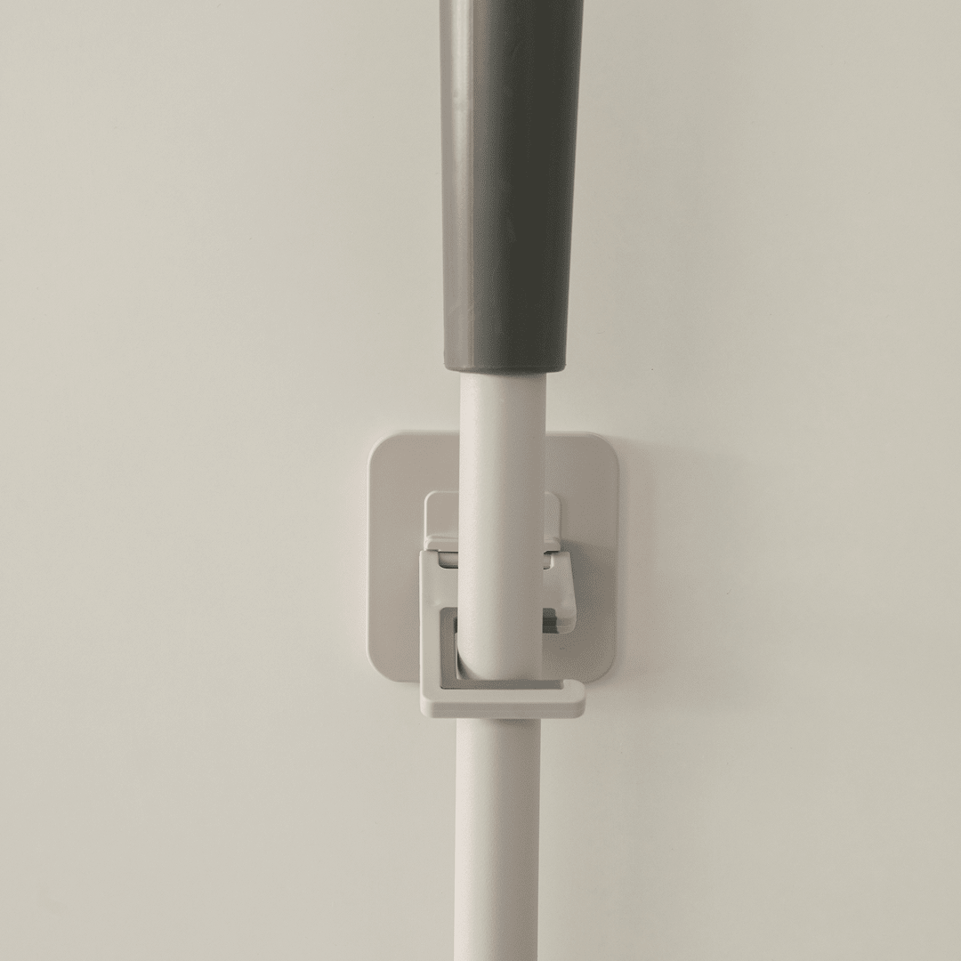 Conjunto Gancho de Parede Para Vassouras e Rodo Ou 2 Peças Linha Flow - Ou