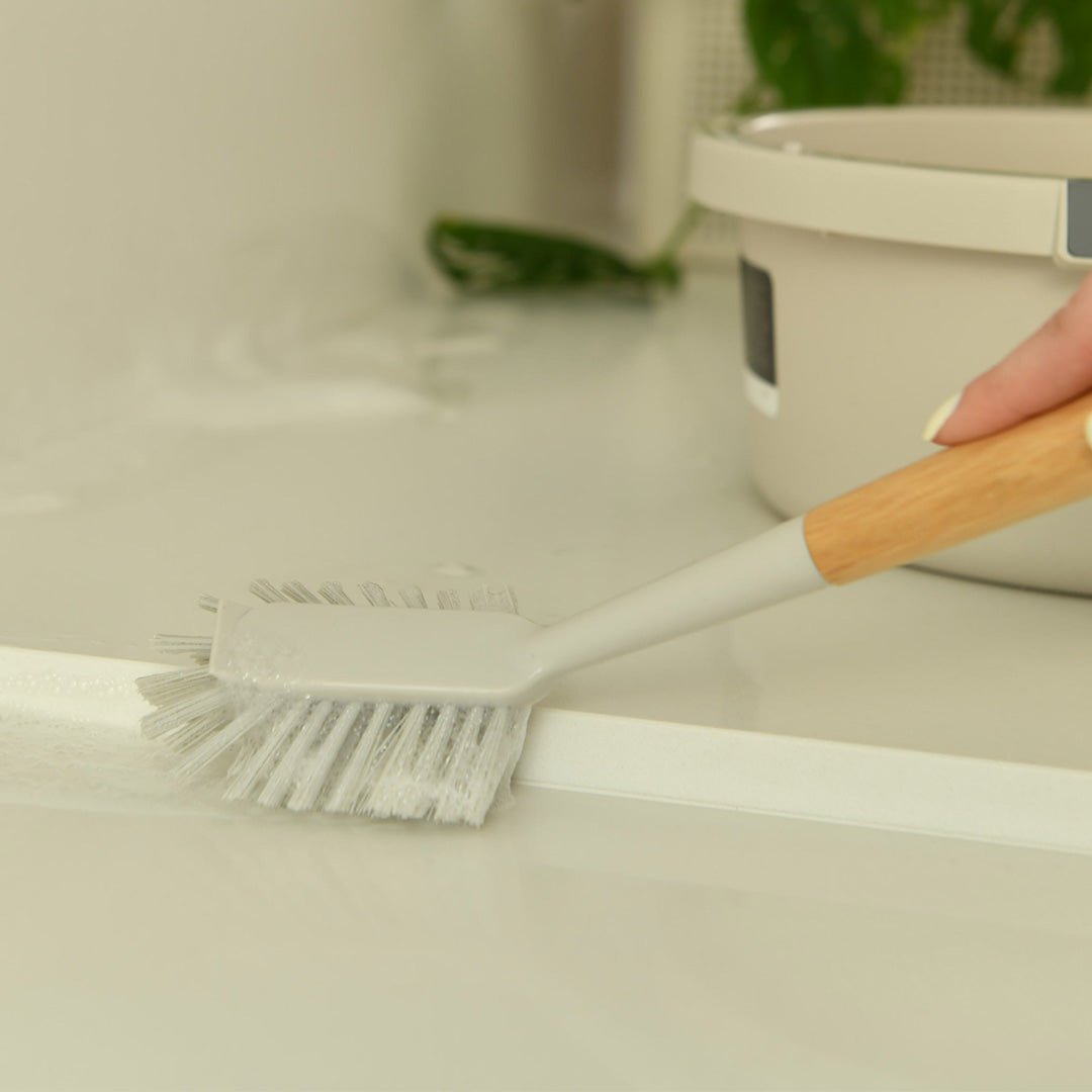 Escova de Limpeza Multiuso com Cabo de Bambu Ou Linha Flow - Ou