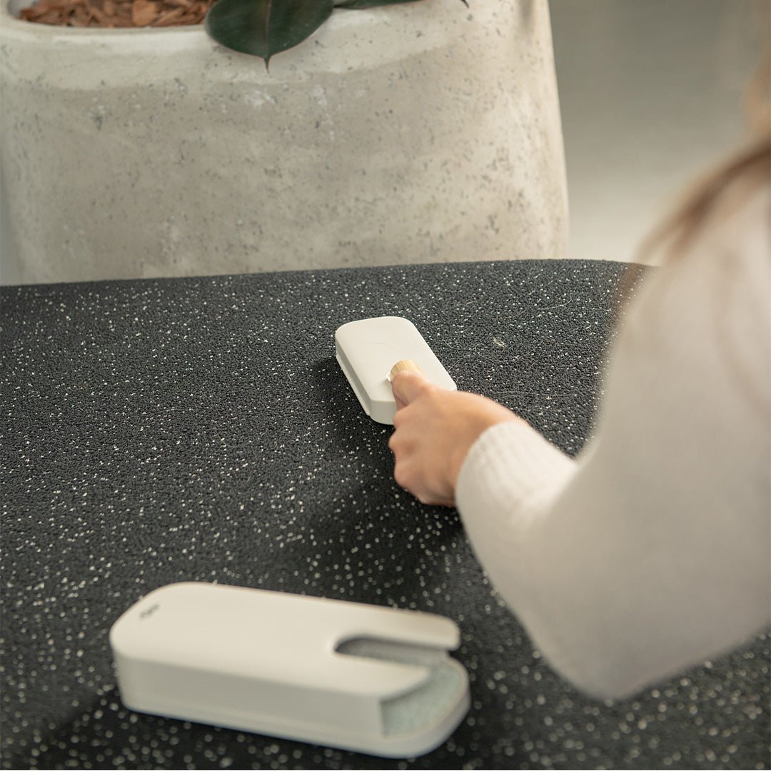 Escova Para Remover Pelos Ou Linha Flow - Ou