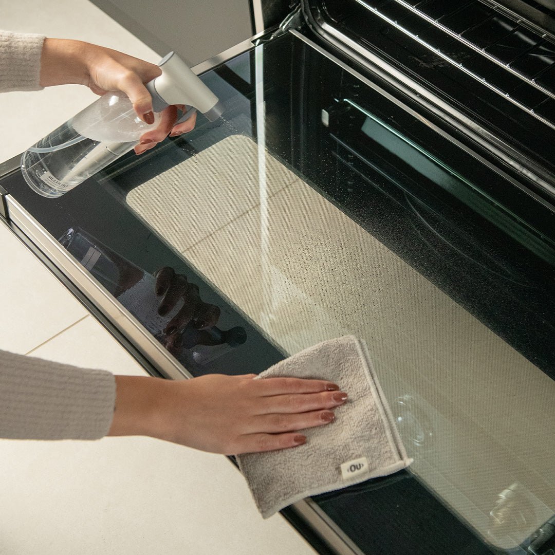 Kit Borrifador e Panos de Limpeza em Microfibra Linha Flow - Ou