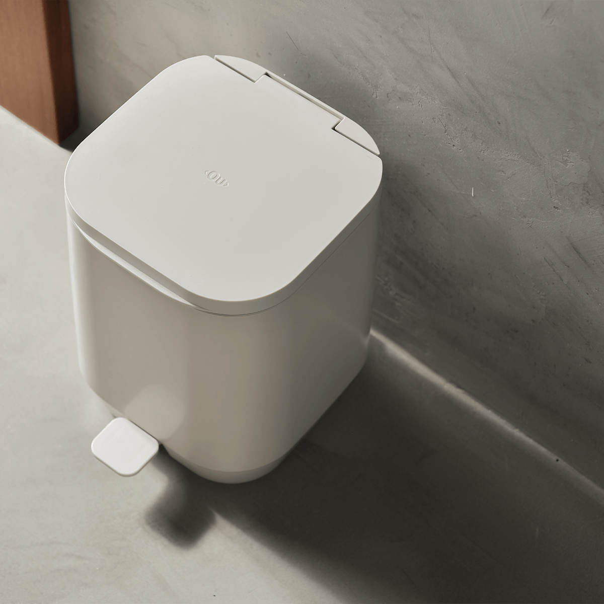 Kit de banheiro com lixeira com pedal Ou 2 peças Linha Aura - Ou