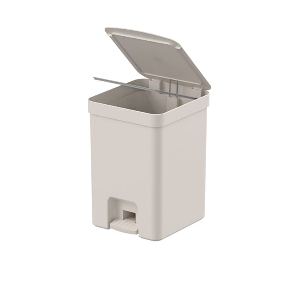 Lixeira com pedal Ou 12L Linha Trium - Ou