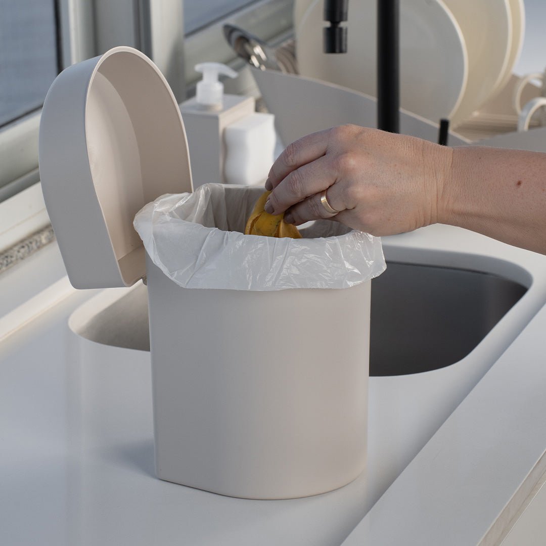 Lixeira de Pia Hide Ou Linha Trium - Ou